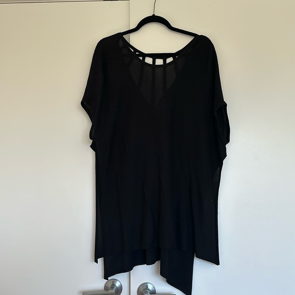 WISHLIST, Black Short Sleeve Sweater, Slitted Sides and Open Patterned Back S/M
